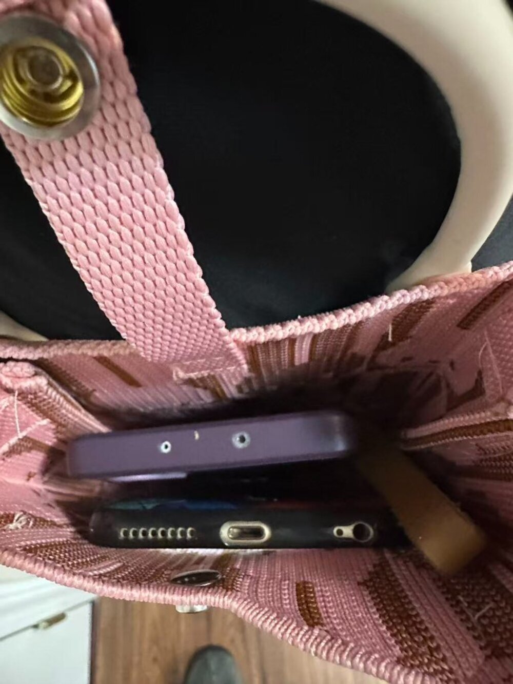 Small /cute Crossbody Bags for Women Girls Everyday - Picture 5 of 7